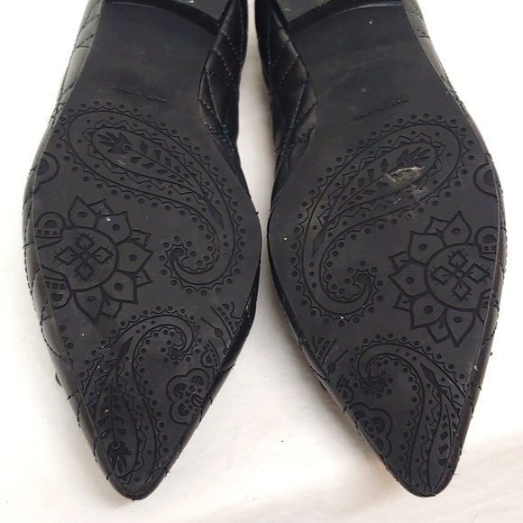 Jon Josef Silver Flats With Bows, Quilted Pattern, Size 6 - Picture 8 of 9